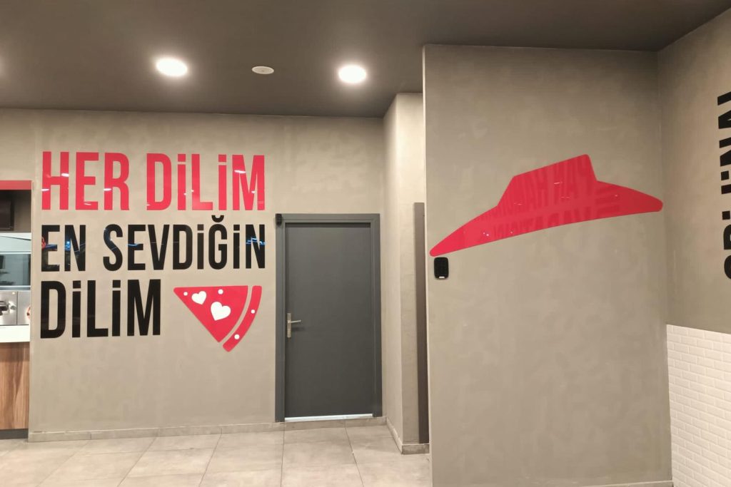 Tekirdağ Çerkezköy Cadde – Pizza Hut