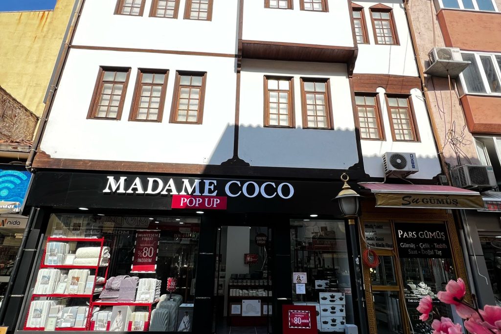 Amasya Merkez – Madame Coco